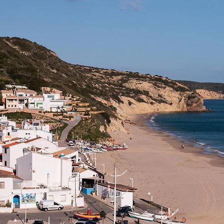 Newly Renovated 2 Bedroom Townhouse - Close To Salema Beach Экстерьер фото