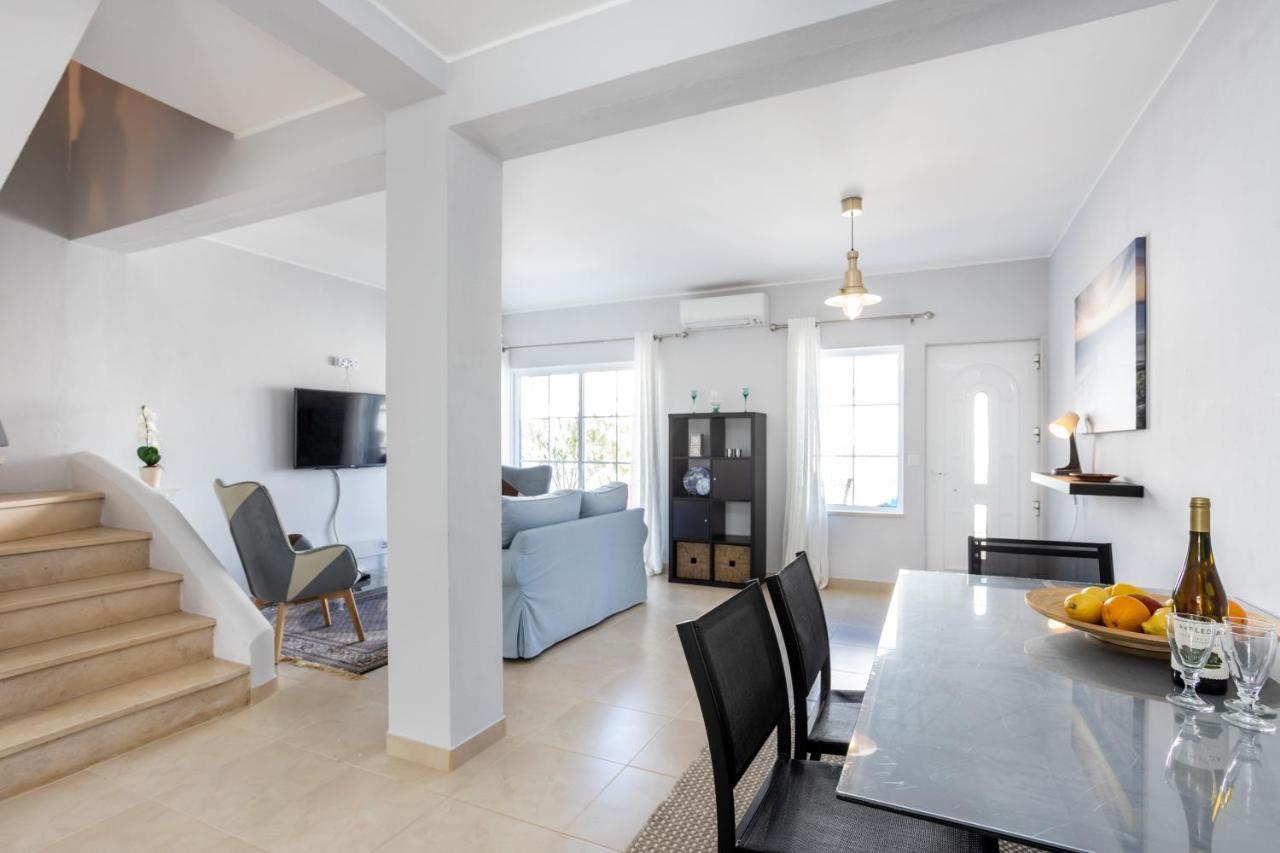 Newly Renovated 2 Bedroom Townhouse - Close To Salema Beach Экстерьер фото