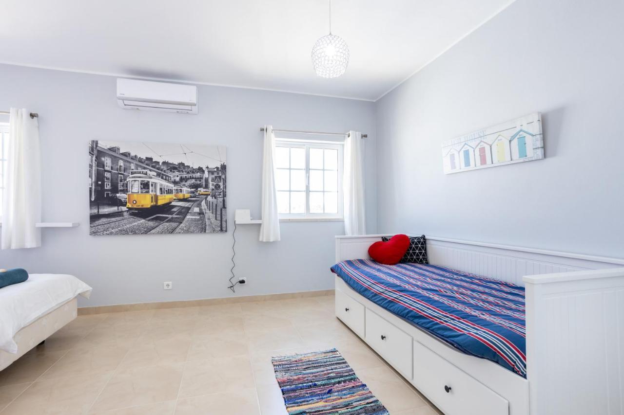 Newly Renovated 2 Bedroom Townhouse - Close To Salema Beach Экстерьер фото